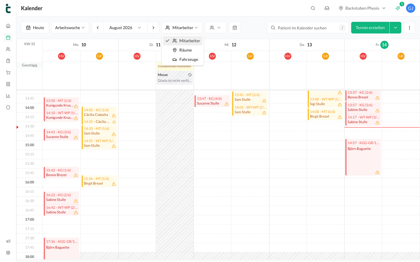 Der Umschalter im Kalender mit den Optionen Mitarbeiter, Räume und Fahrzeuge.